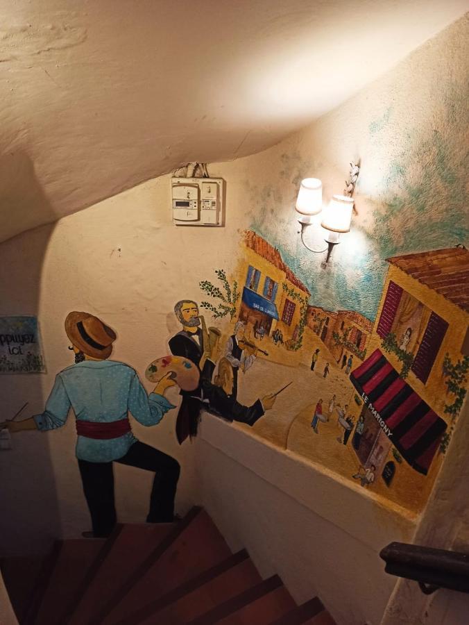 La Maison Des Artistes Leilighet Cotignac Eksteriør bilde