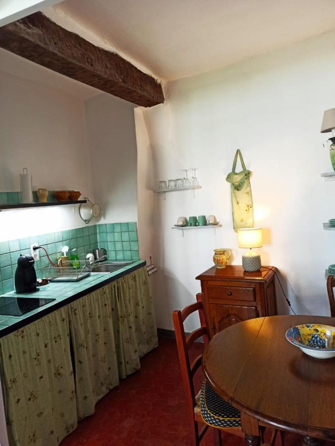 La Maison Des Artistes Leilighet Cotignac Eksteriør bilde