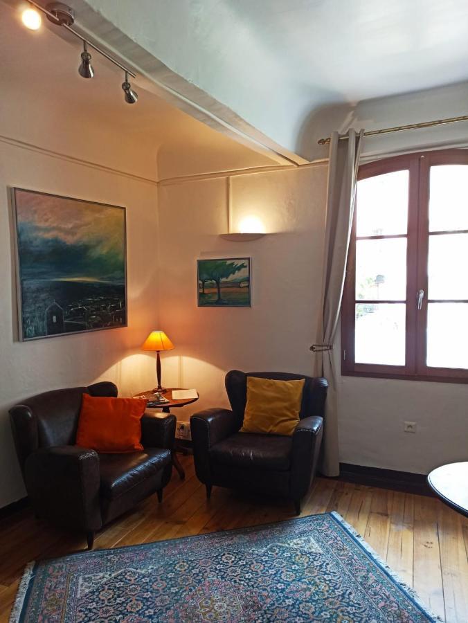 La Maison Des Artistes Leilighet Cotignac Eksteriør bilde